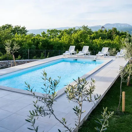 Oliva - With Private Pool * Biograci