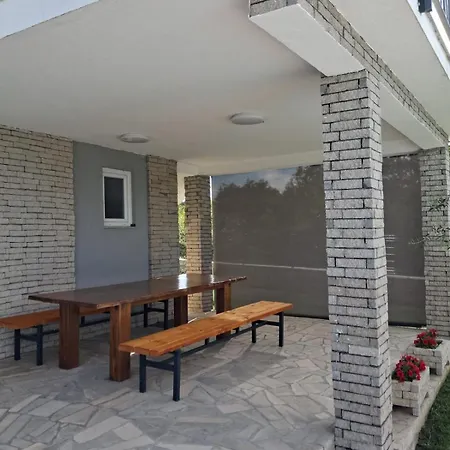 Villa Oliva - With Private Pool Biograci